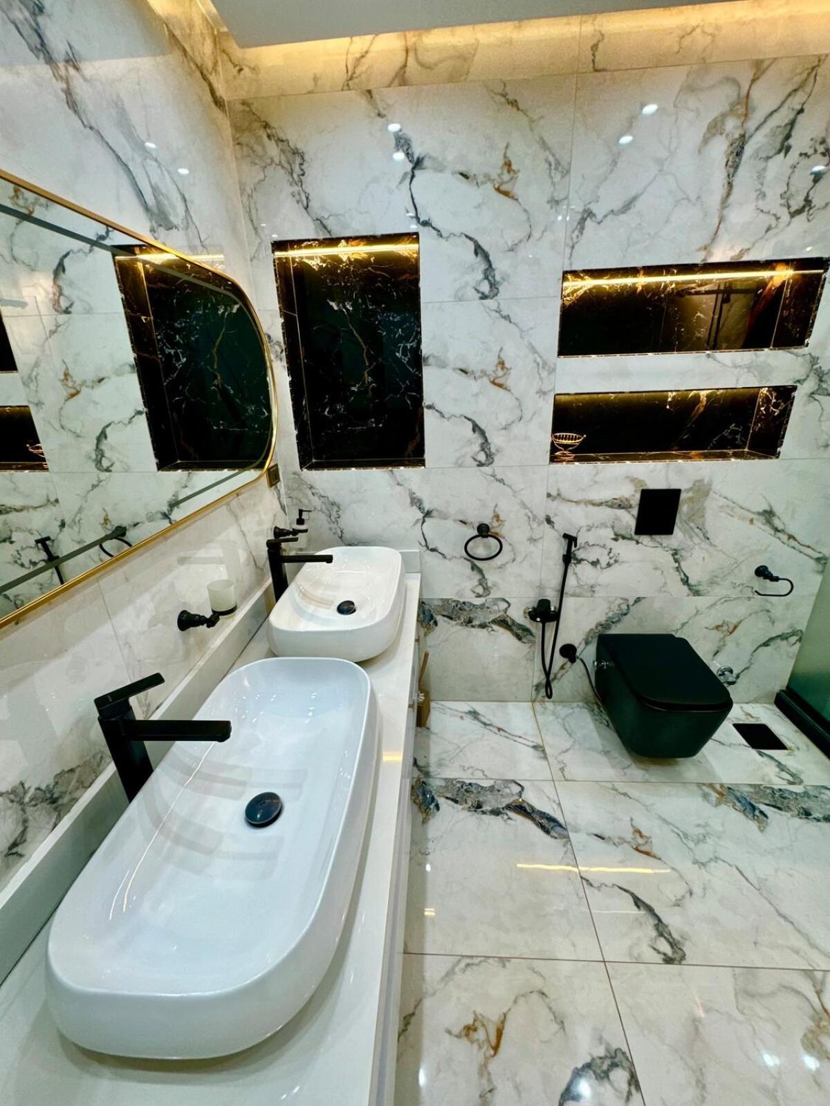 Premium 3br - Perfect For Business & Leisure Apartment *